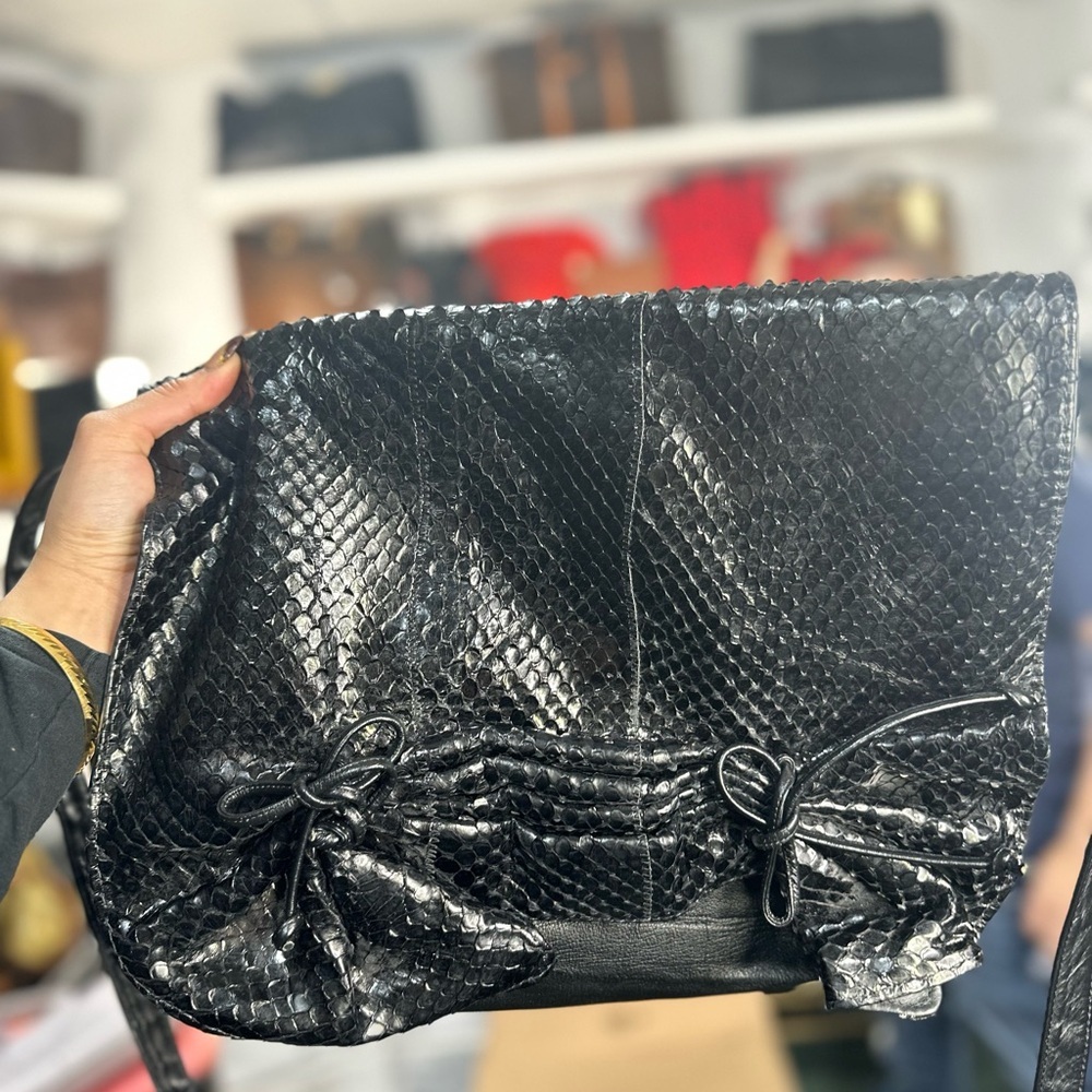 CARLOS FALCHI BLACK EXOTCI FLAP BAG